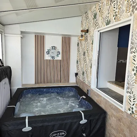 Meuble De Charme Avec 50 M De La De Pontaillac * Royan