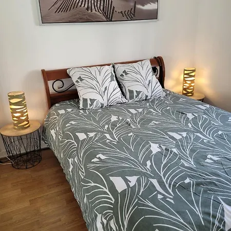 Meuble De Charme Avec 50 M De La De Pontaillac Appartamento *