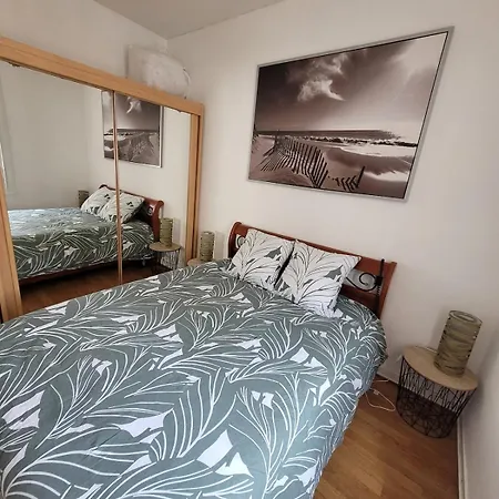 Meuble De Charme Avec 50 M De La De Pontaillac Royan