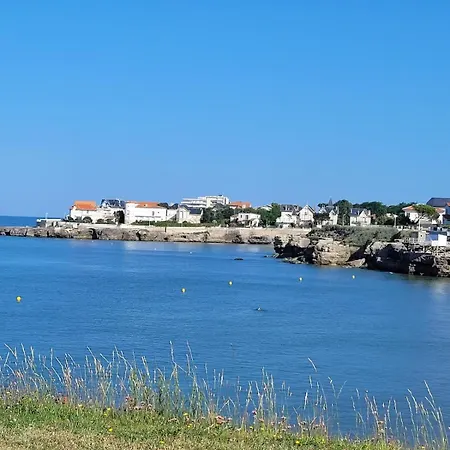 Meuble De Charme Avec 50 M De La De Pontaillac Royan