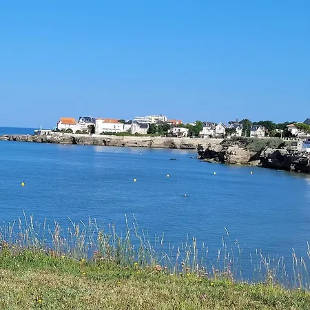 Meuble De Charme Avec 50 M De La De Pontaillac *
